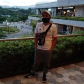 Trabajador. Busco pareja. Conocer