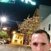 Trabajo. Ligar , hablar y quedar. Vivo