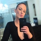 Una persona sincera y que sea de mi edad