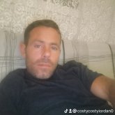 Busco pareja. Busco una cicha.