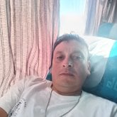 Soldador. Busco amistades mujeres.