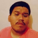 Soltero disponible, para cualquier cosa.