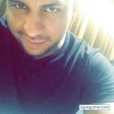 Enfermero. Busco conocer gente.