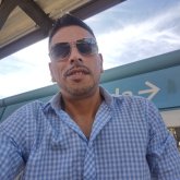 Busco pareja. Lomas. Simpático. Tarde