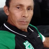 Busco pareja. Sencillo y humilde. Baile.