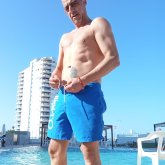 Borreguett chico soltero en Sueca