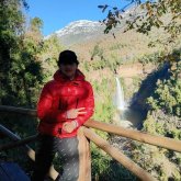 Estudiante. Busco conocer gente.