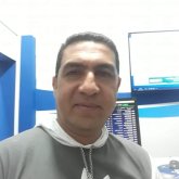 eudopinero chico soltero en Houston