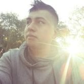 Busco hacer amistades. Una mujer