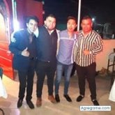 Busco hacer amistades.