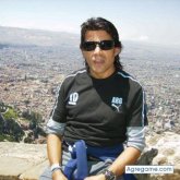 Encuentra Hombres solteros en La Vega
