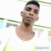 -------------8681 chico soltero en Puerto Padre