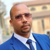 Busco ligar. Chicas. Un chico serio que