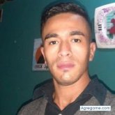 Oscar Vasquez, Chico soltero,  años de Valle De ángeles. Busco pareja