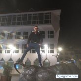 Busco ligar. Una persona especial.