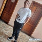 Busco pareja. Hombres. Simpático. Lo