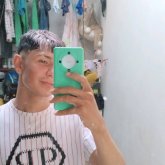 Estudiante. Soy un joven muy