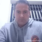 Una  mujer con compromiso de formar una