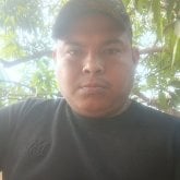 Mujeres y amistades. Robots y enérgico