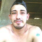 Trabajador. Una mujer seria  sin