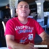 Encuentra Hombres solteros en Peravia