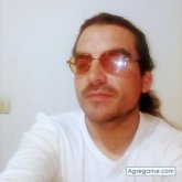 Darwin_39 chico separado en San Carlos