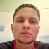 Busco pareja. Chicas. Bueno. Los besos.