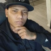 Trabajo. Busco pareja. Busco una mujer