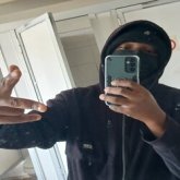 Estudiante. Busco hacer amistades.