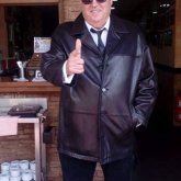 Jubilado. Busco ligar. Mujer compañera