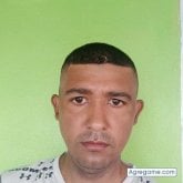 Busco hacer amistades.