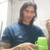 Busco conocer gente. Conocer  alguna