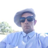 Empleado. Busco pareja. Buena persona ..