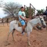 Extrovertida amable. Amistoso simpático