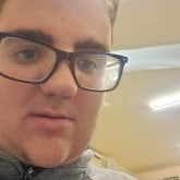 Estoy buscando novia. Soy muy majo ayudo