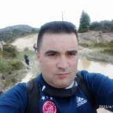 Busco ligar. Hablar. Social. Hablar.