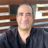 Busco hacer amistades.