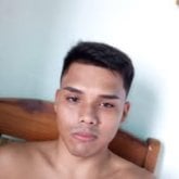 Busco pareja. Mujeres de pelo largo.