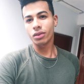 Encuentra Hombres solteros en Simití