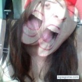 Busco: AMISTADDDDDD!Me defino: Gamer, loca de mierda, me