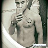 Busco pareja. Busco conocer solo mujeres