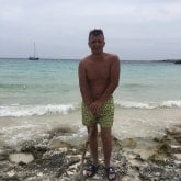 Operario. Busco ligar. Conocer. Soltero