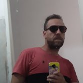 Busco conocer gente. Busco uma mujer con