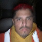 Mujeres solteras flaquitas y de todo.