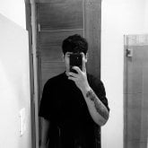 Mujeres con experiencia. Extrovertido, a