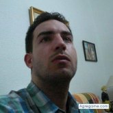 Fonsi1983 chico soltero en Málaga