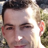 Busco pareja. Amigas especiales.