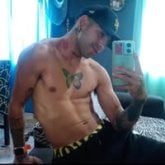 Busco pareja. Mujeres solteras y citas.