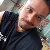 Busco conocer gente. Alguien linda. Un