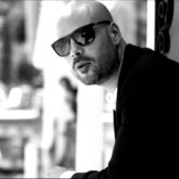 Ismarove chico separado en Valencia